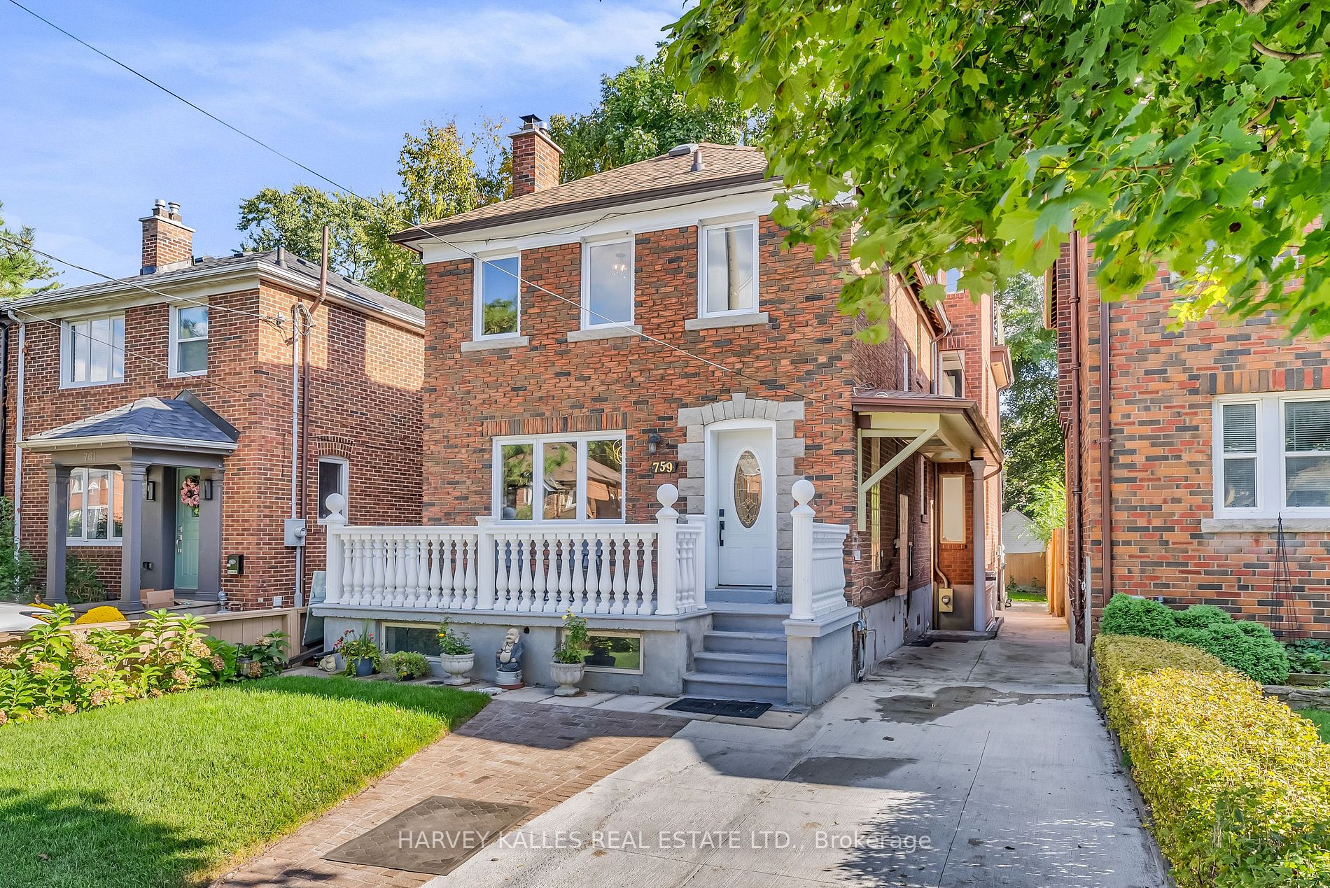 759 Eglinton Ave E