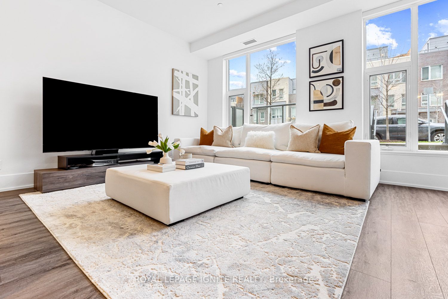 25 Adra Grado Way, #112