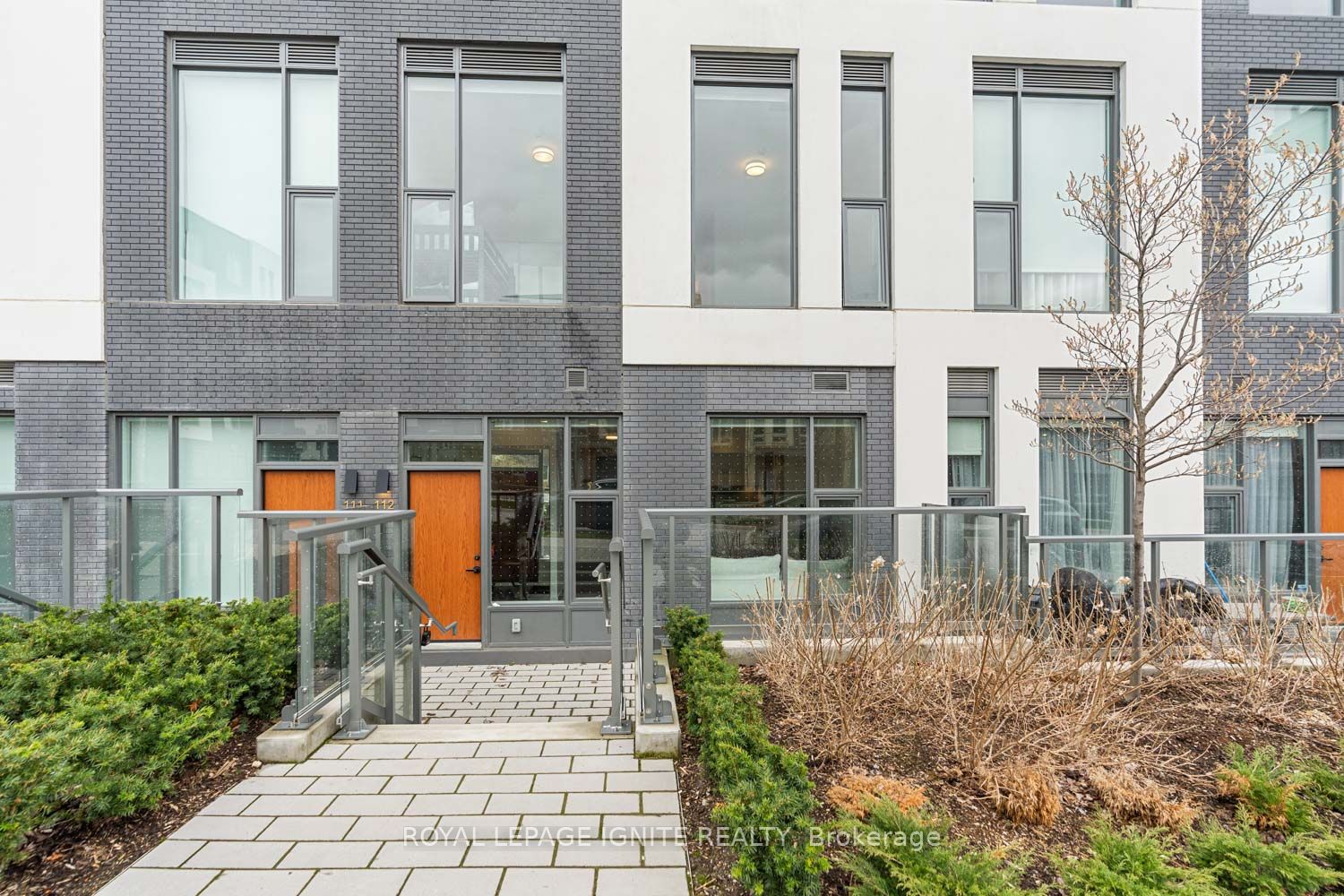 25 Adra Grado Way, #112