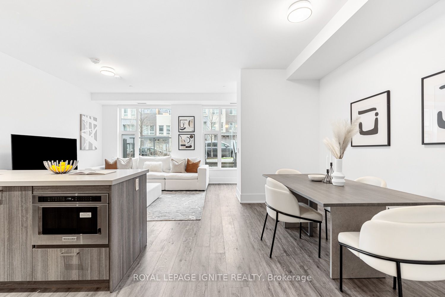 25 Adra Grado Way, #112