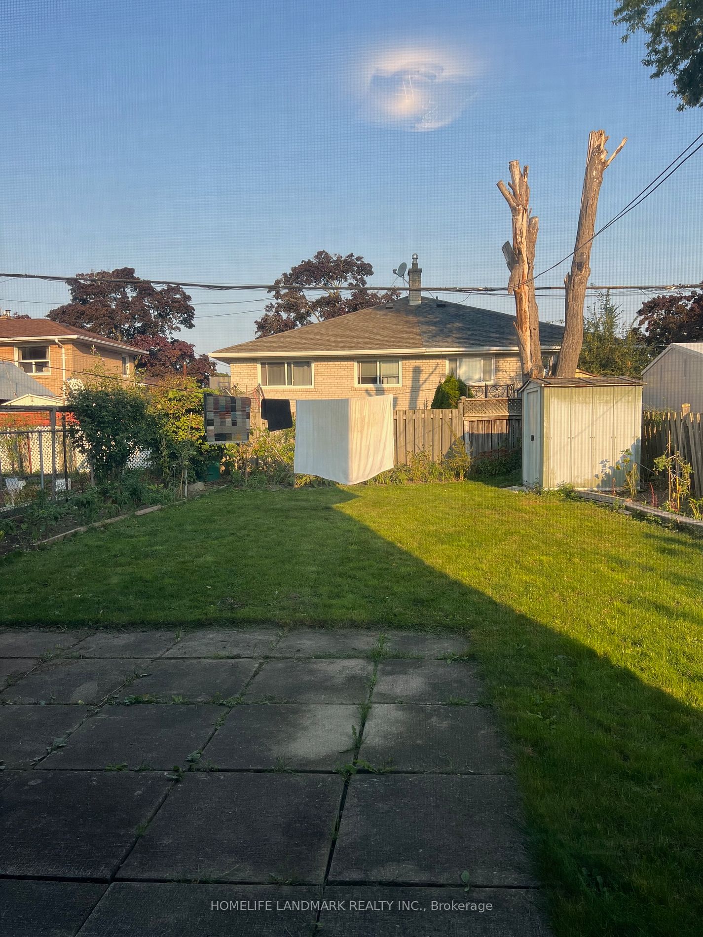 202 Lynedock Cres