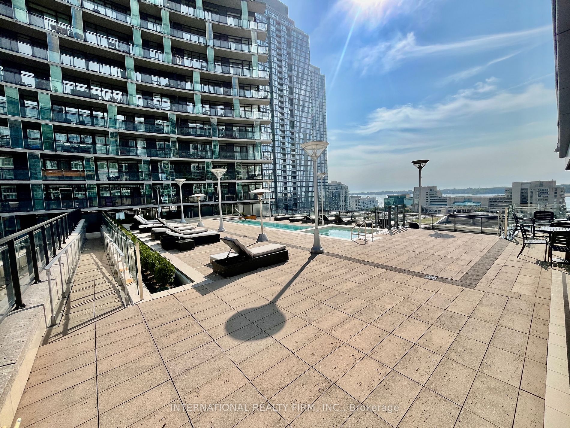 8 Telegram Mews, #703