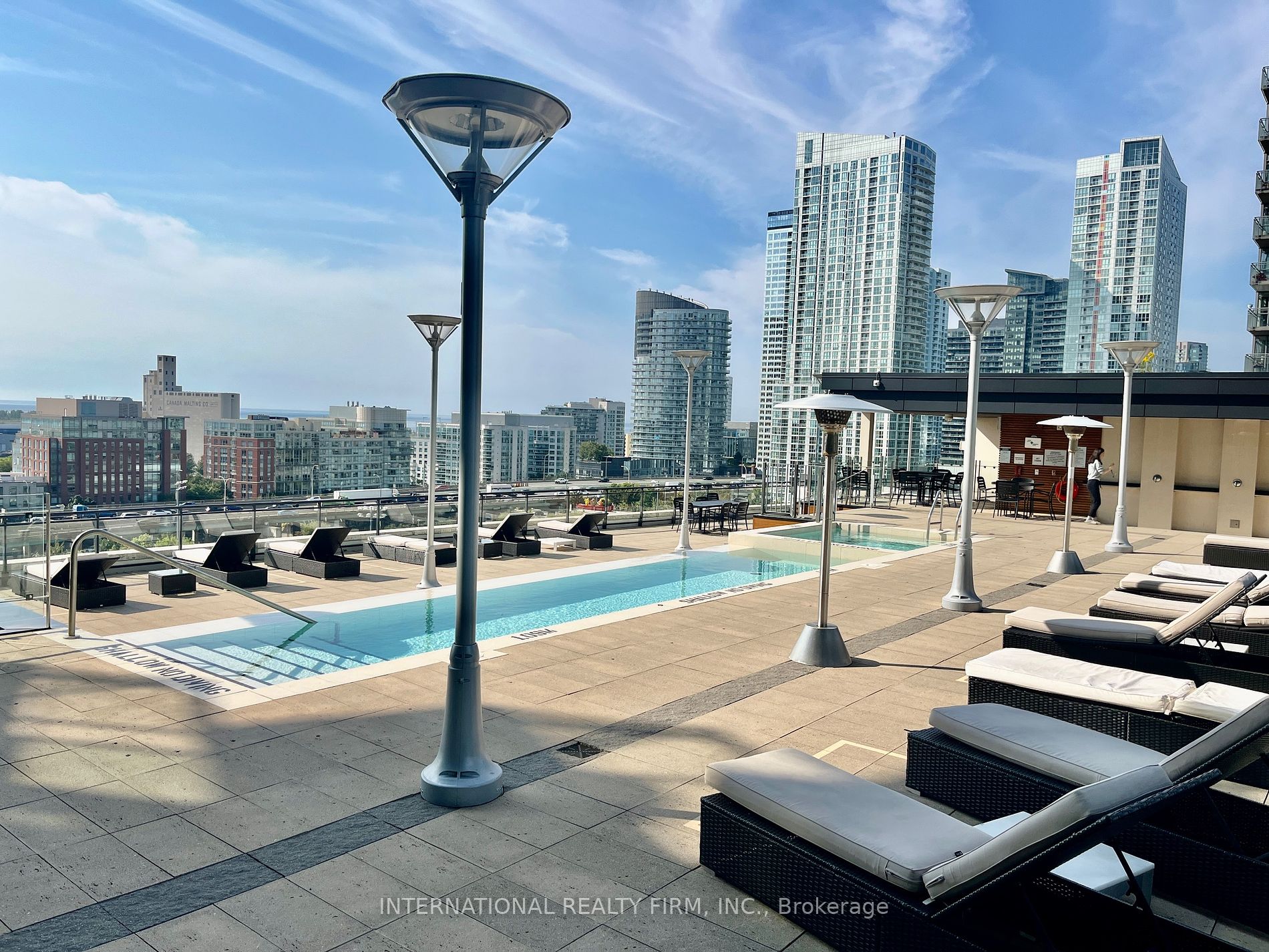 8 Telegram Mews, #703