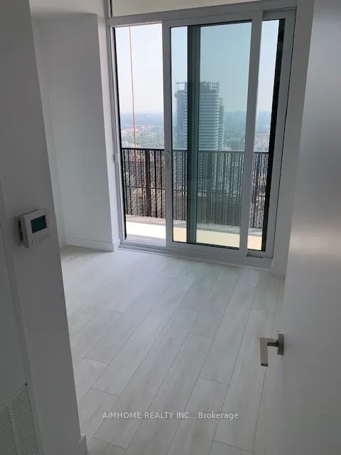 8 Eglinton Ave E, #3111