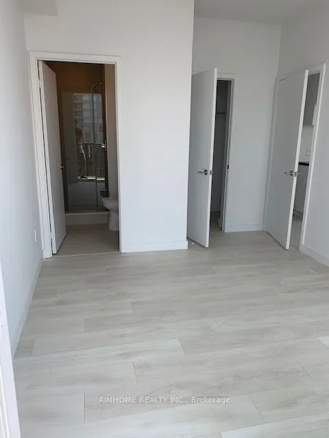 8 Eglinton Ave E, #3111