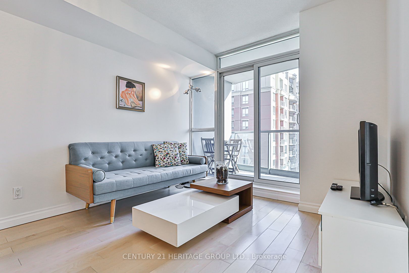 30 Harrison Garden Blvd, #701