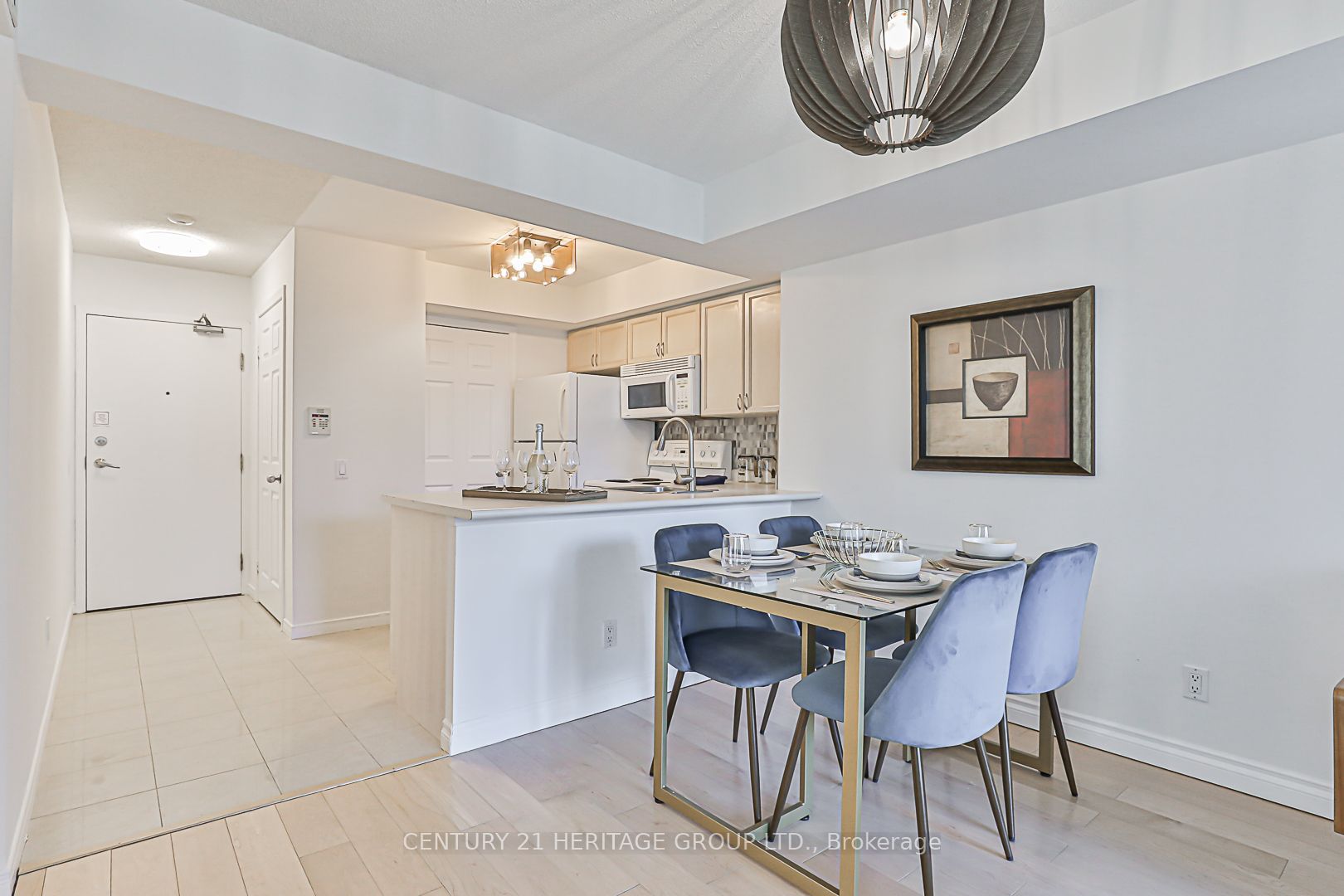 30 Harrison Garden Blvd, #701