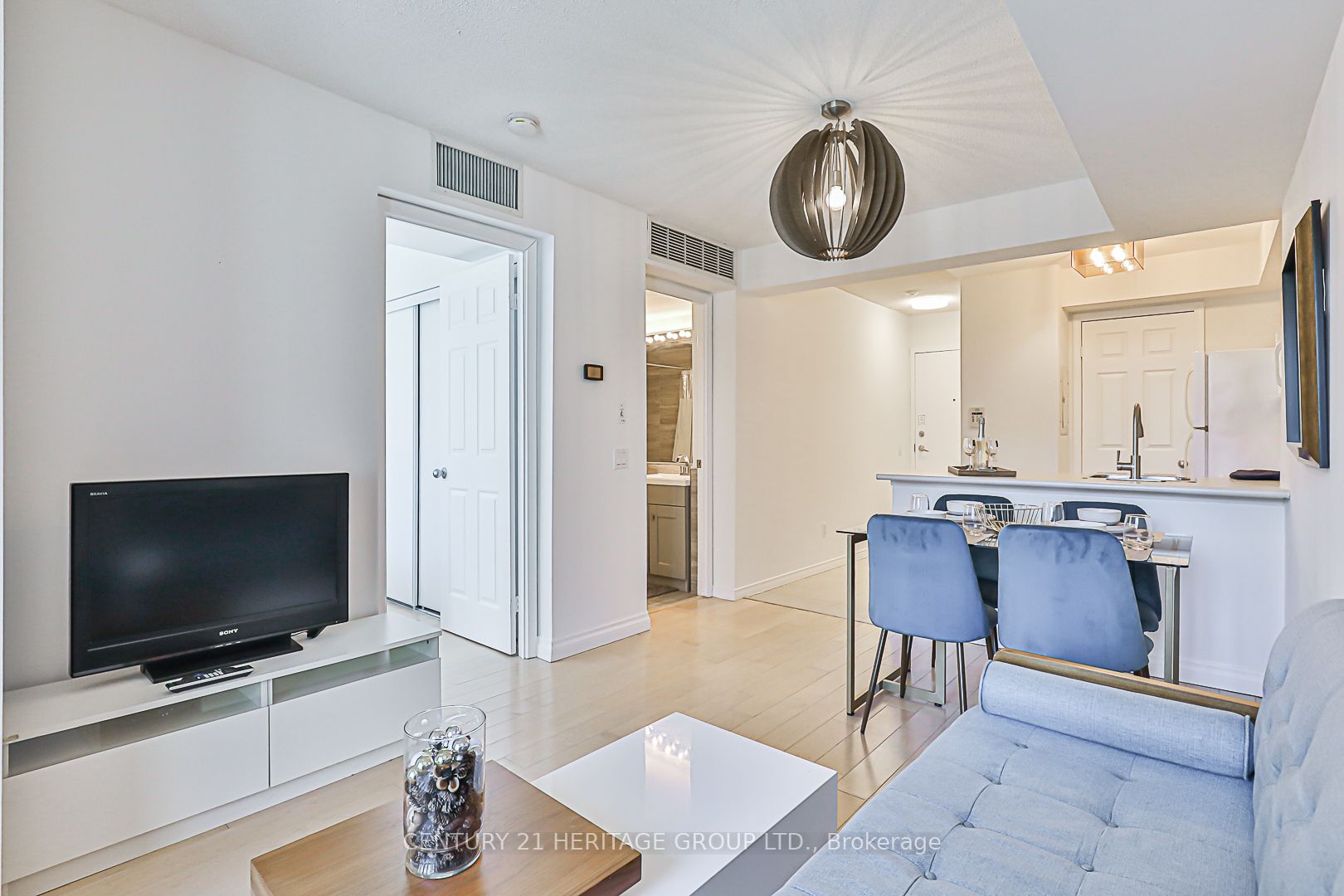 30 Harrison Garden Blvd, #701