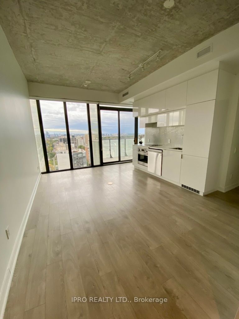 185 Roehampton Ave, #1606
