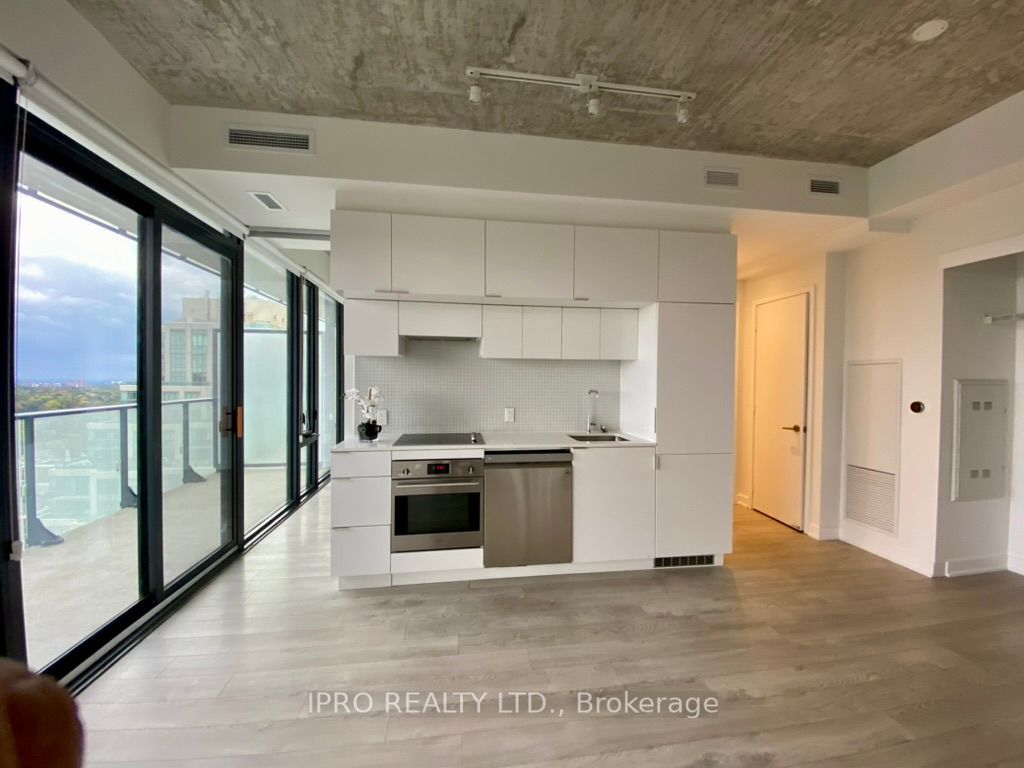 185 Roehampton Ave, #1606