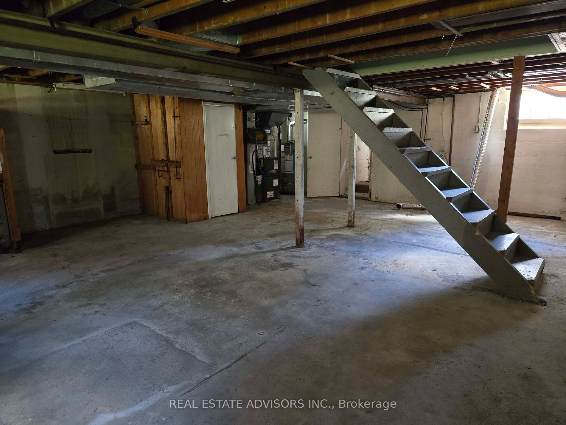46 Devondale Ave