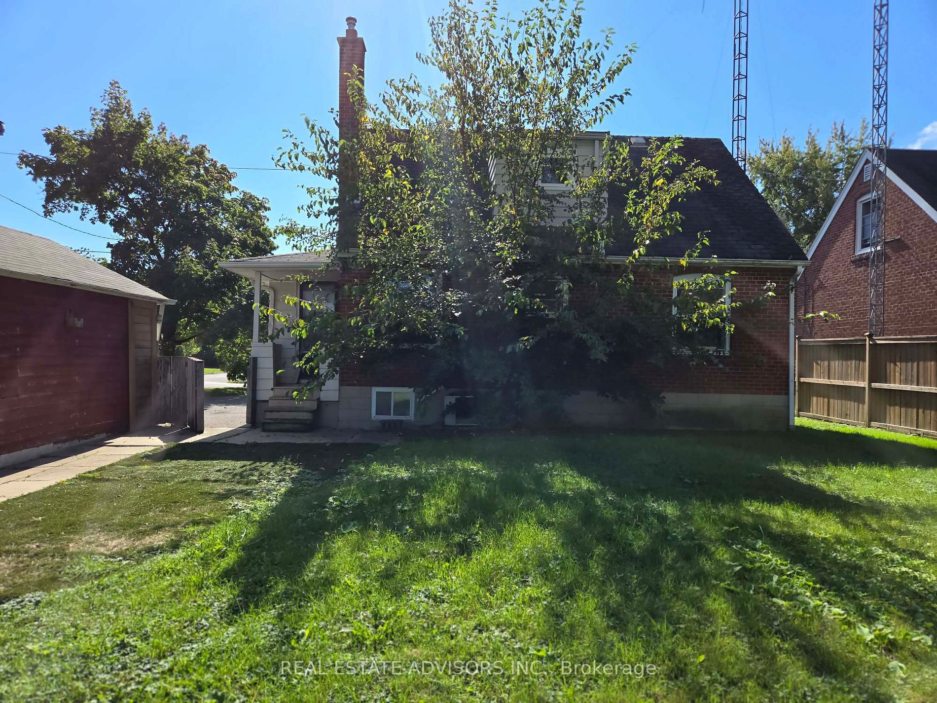 46 Devondale Ave