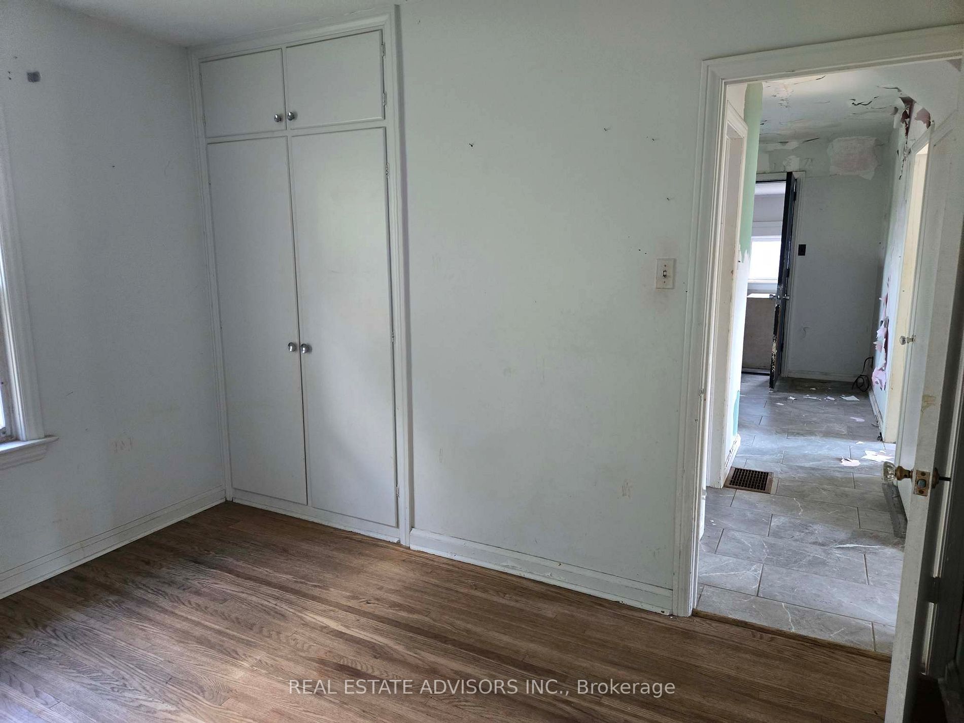 46 Devondale Ave