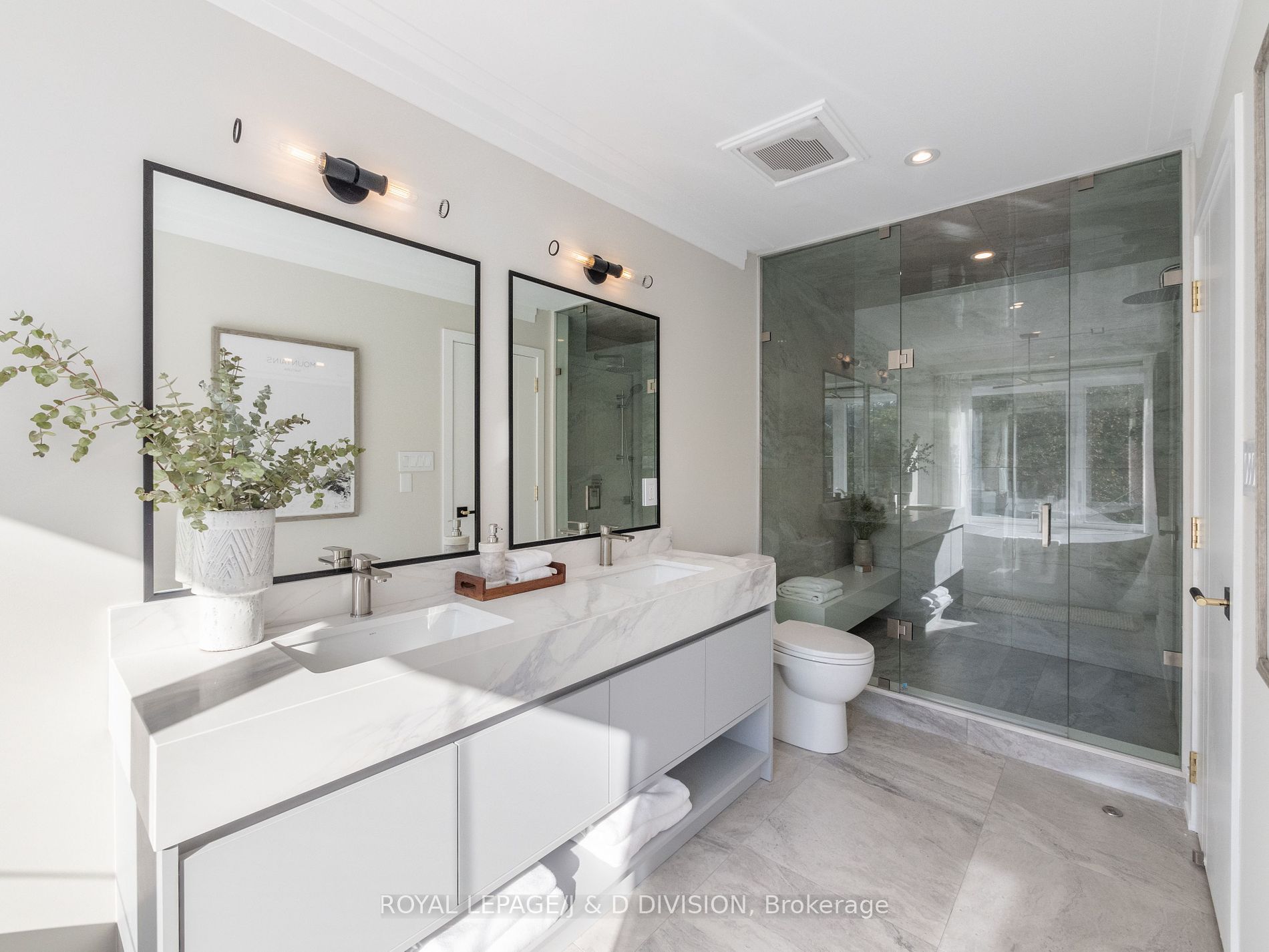79 Chudleigh Ave