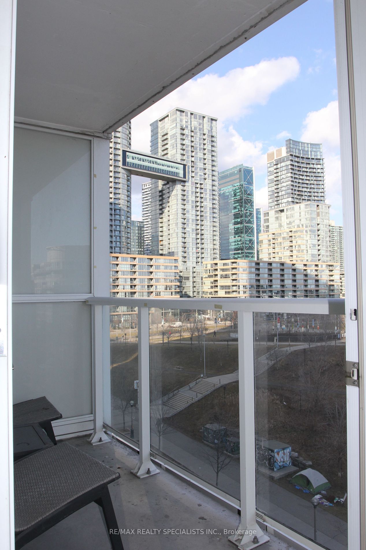 75 Queens Wharf Rd, #707