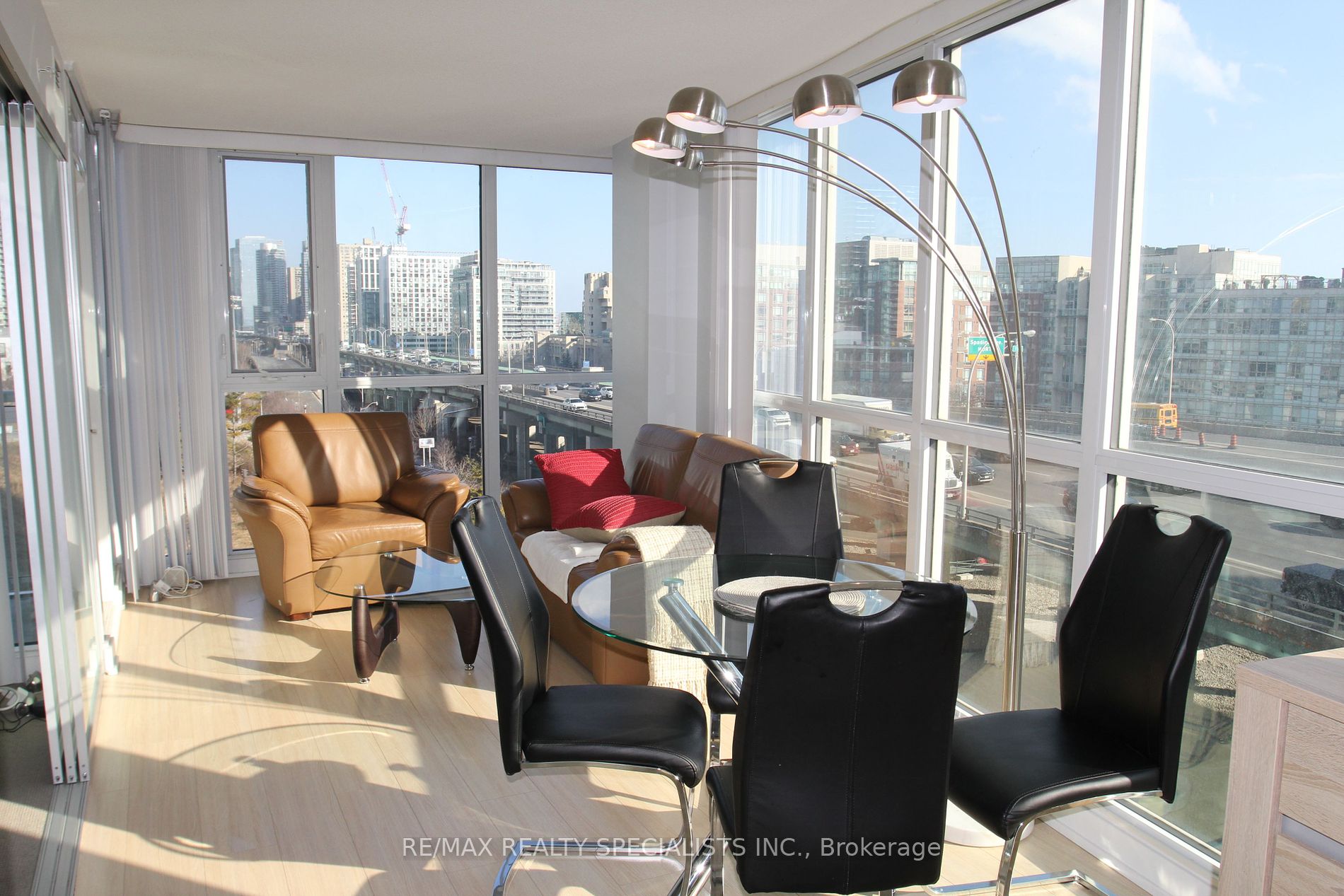 75 Queens Wharf Rd, #707