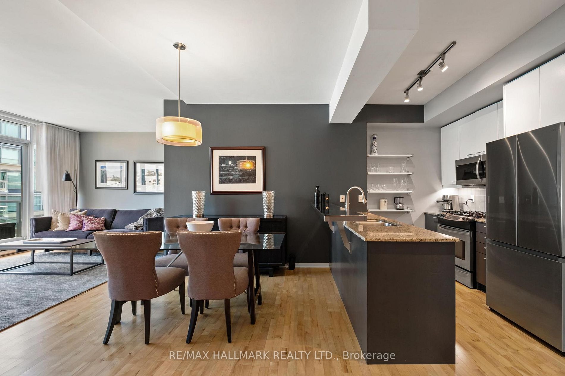 333 Adelaide St E, #1205