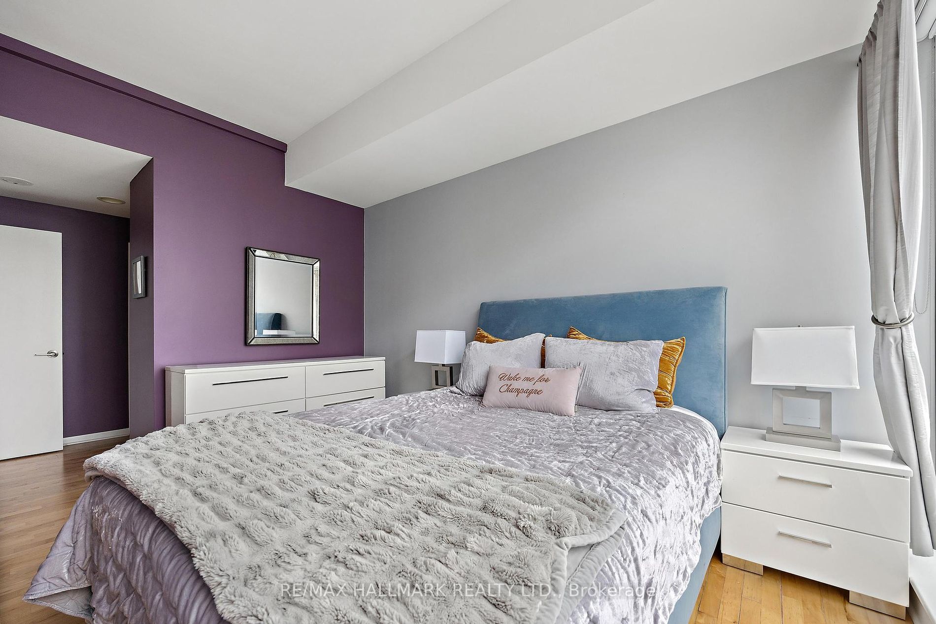 333 Adelaide St E, #1205