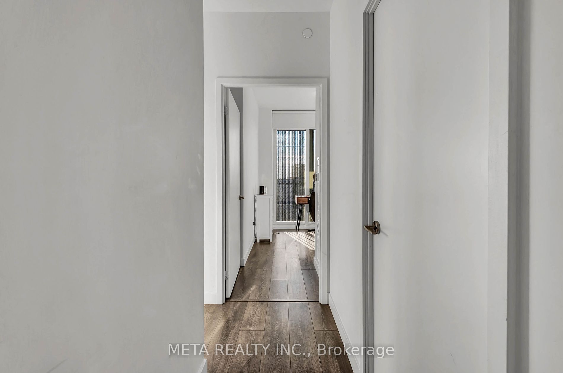 8 Eglinton Ave E, #3702