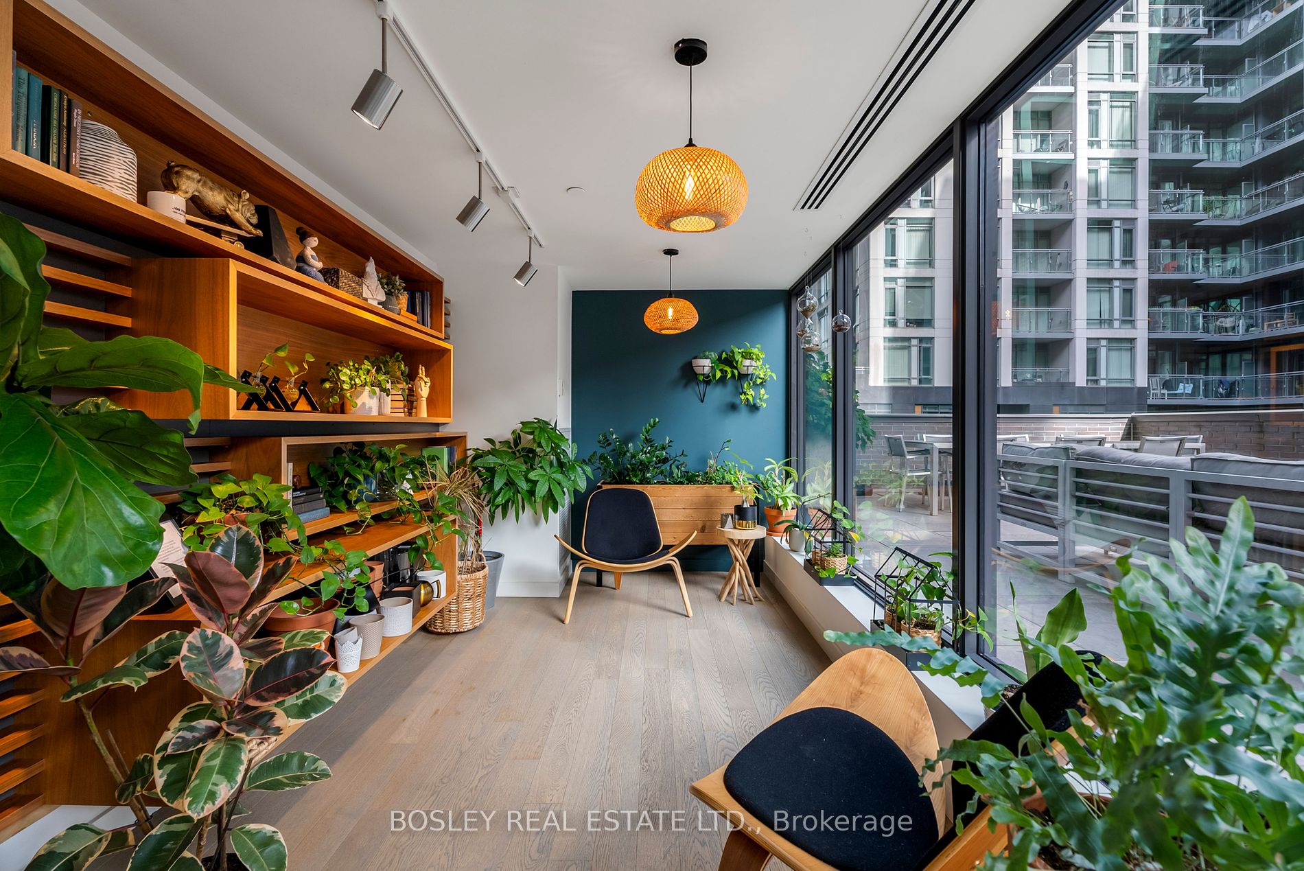 111 Bathurst St, #1007