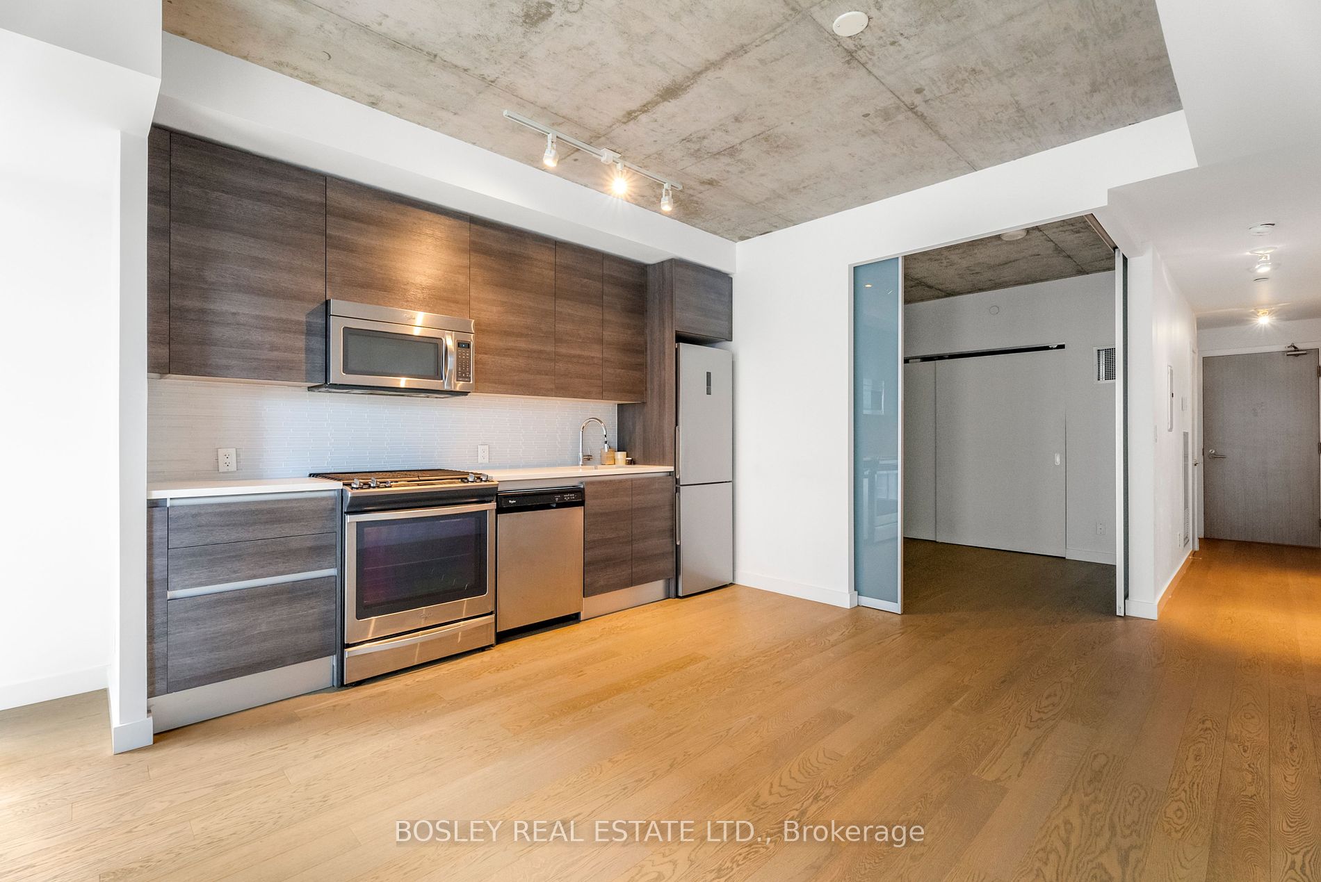 111 Bathurst St, #1007
