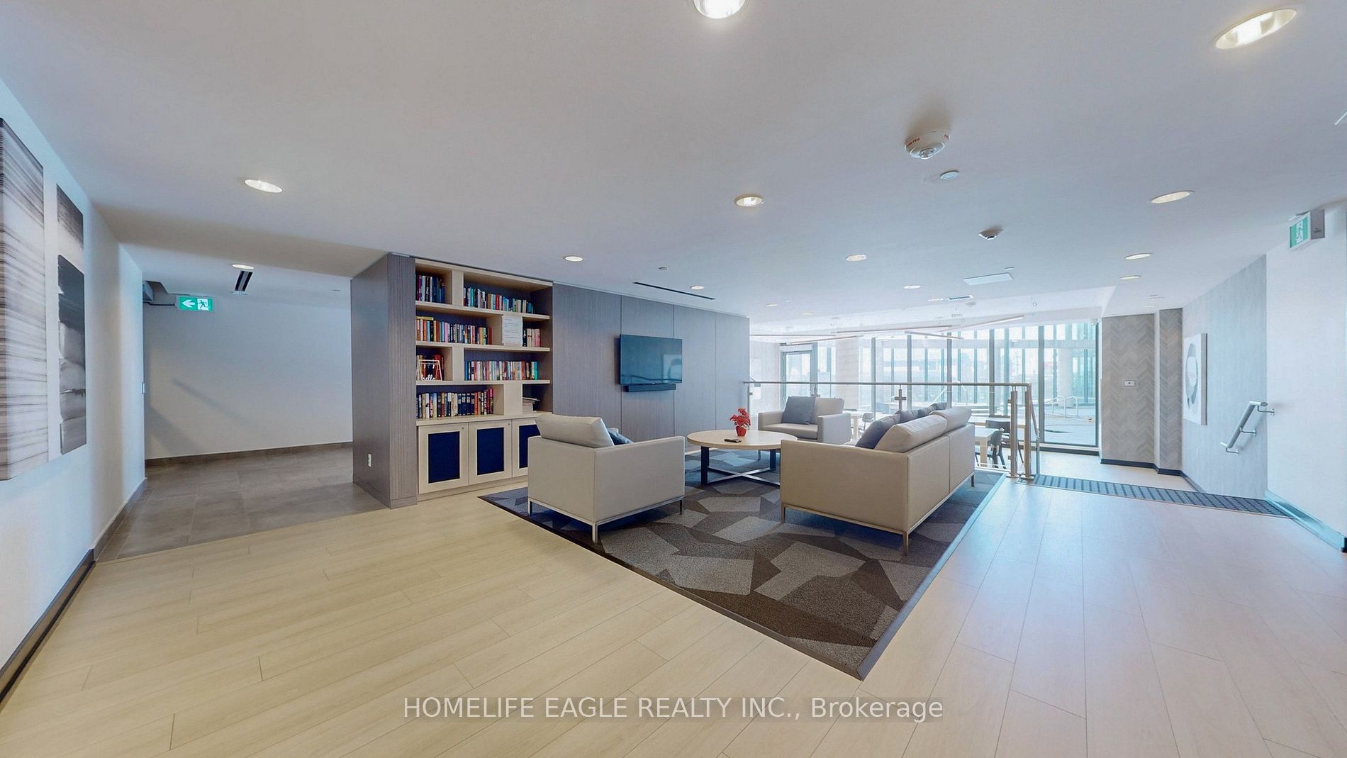 51 East Liberty St, #706