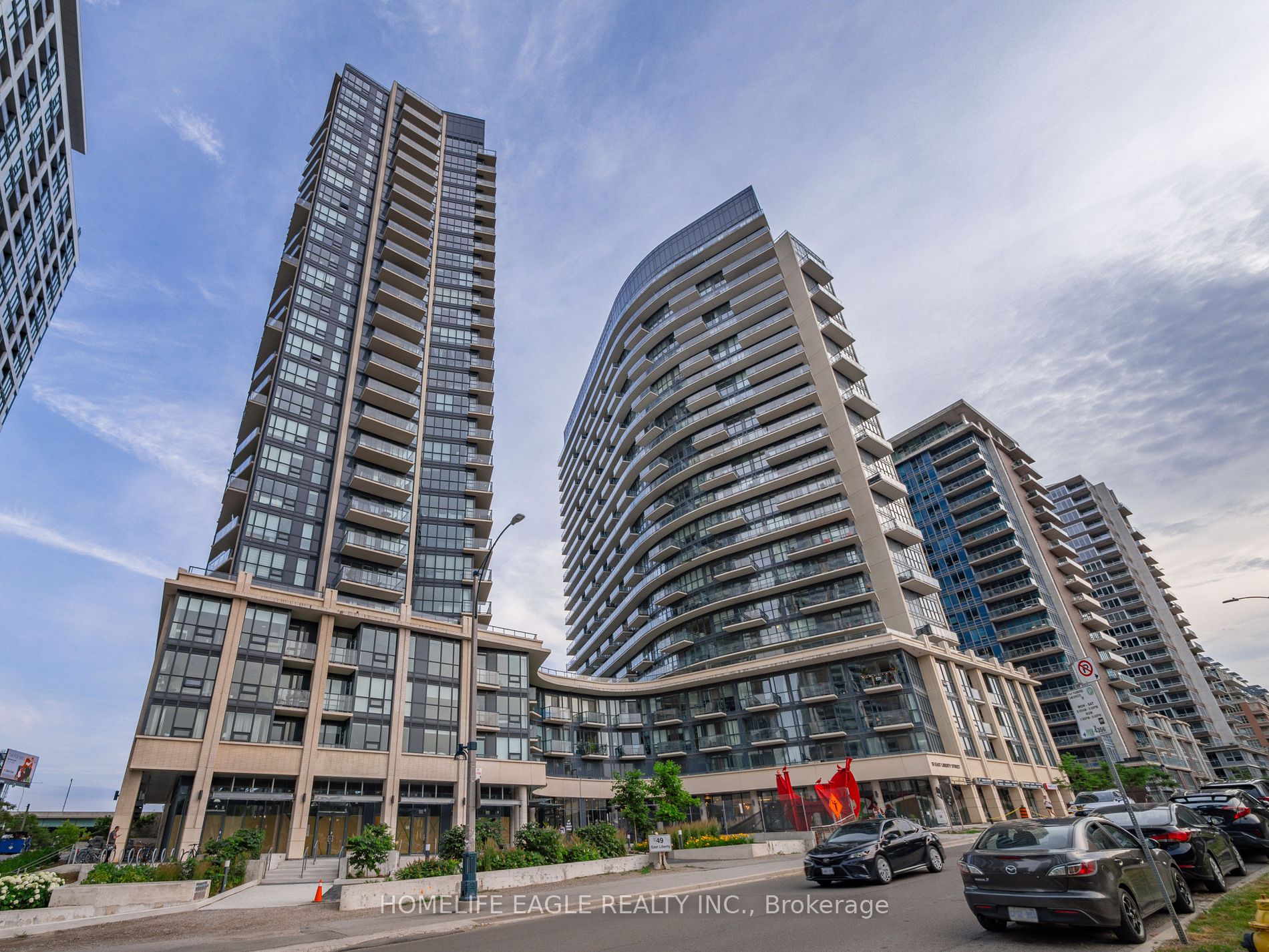 51 East Liberty St, #706