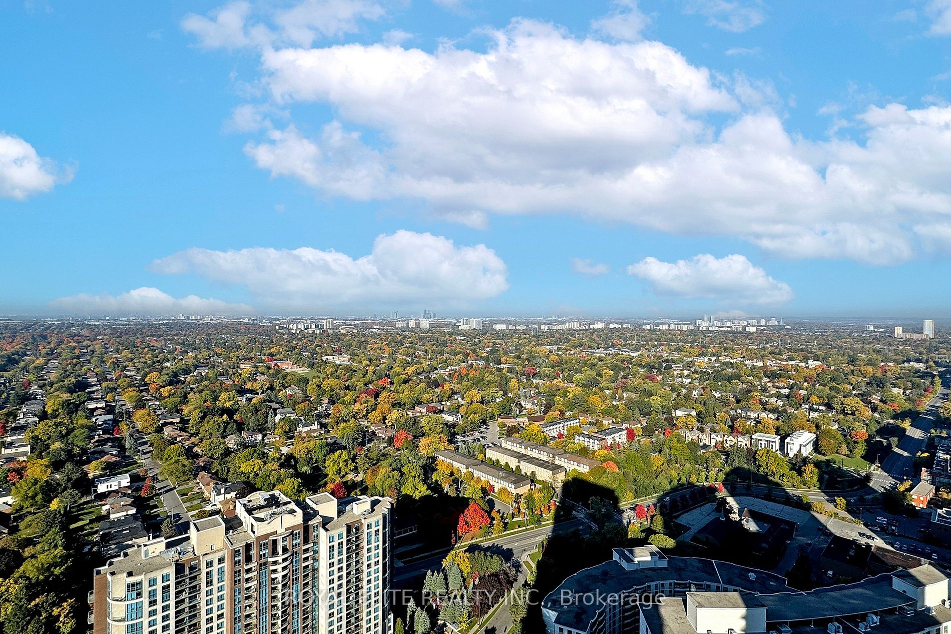 5162 Yonge St, #PH202