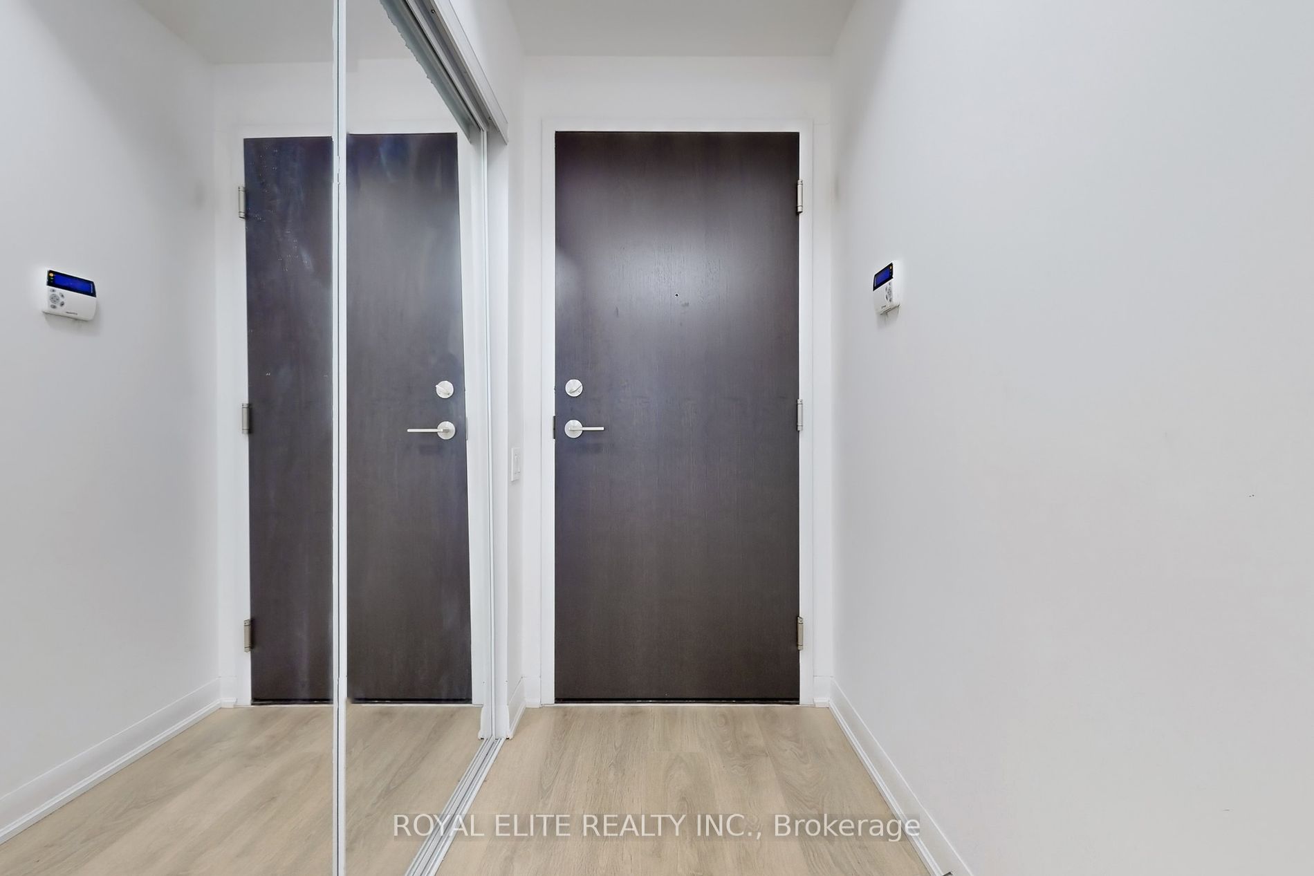 5162 Yonge St, #PH202