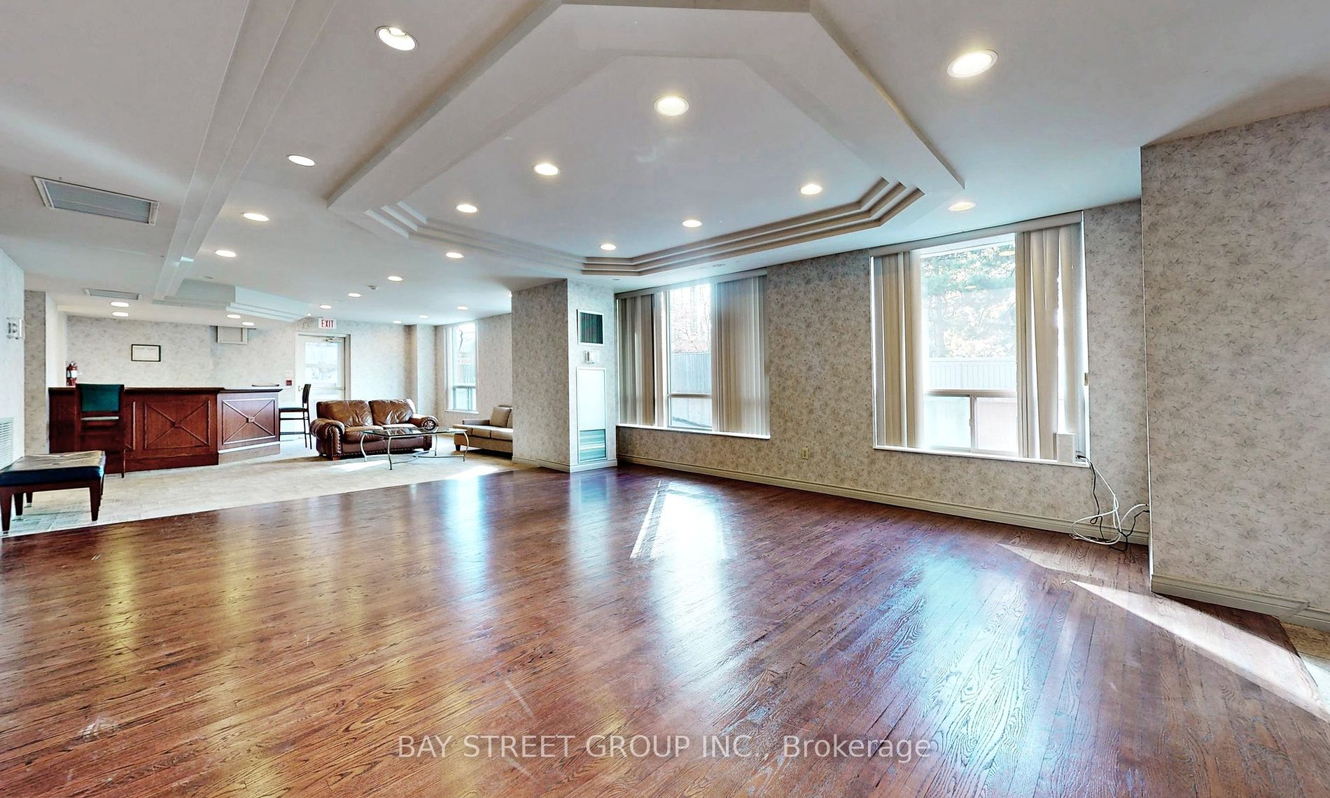 18 Pemberton Ave, #106