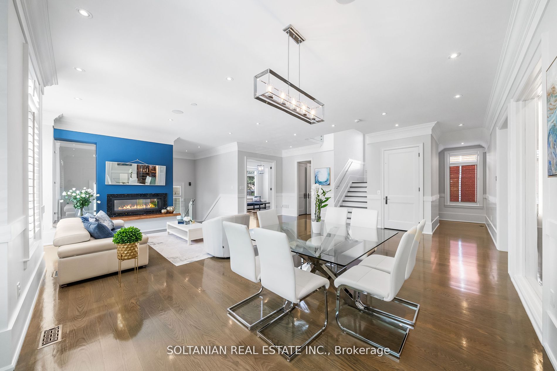 111 Codsell Ave