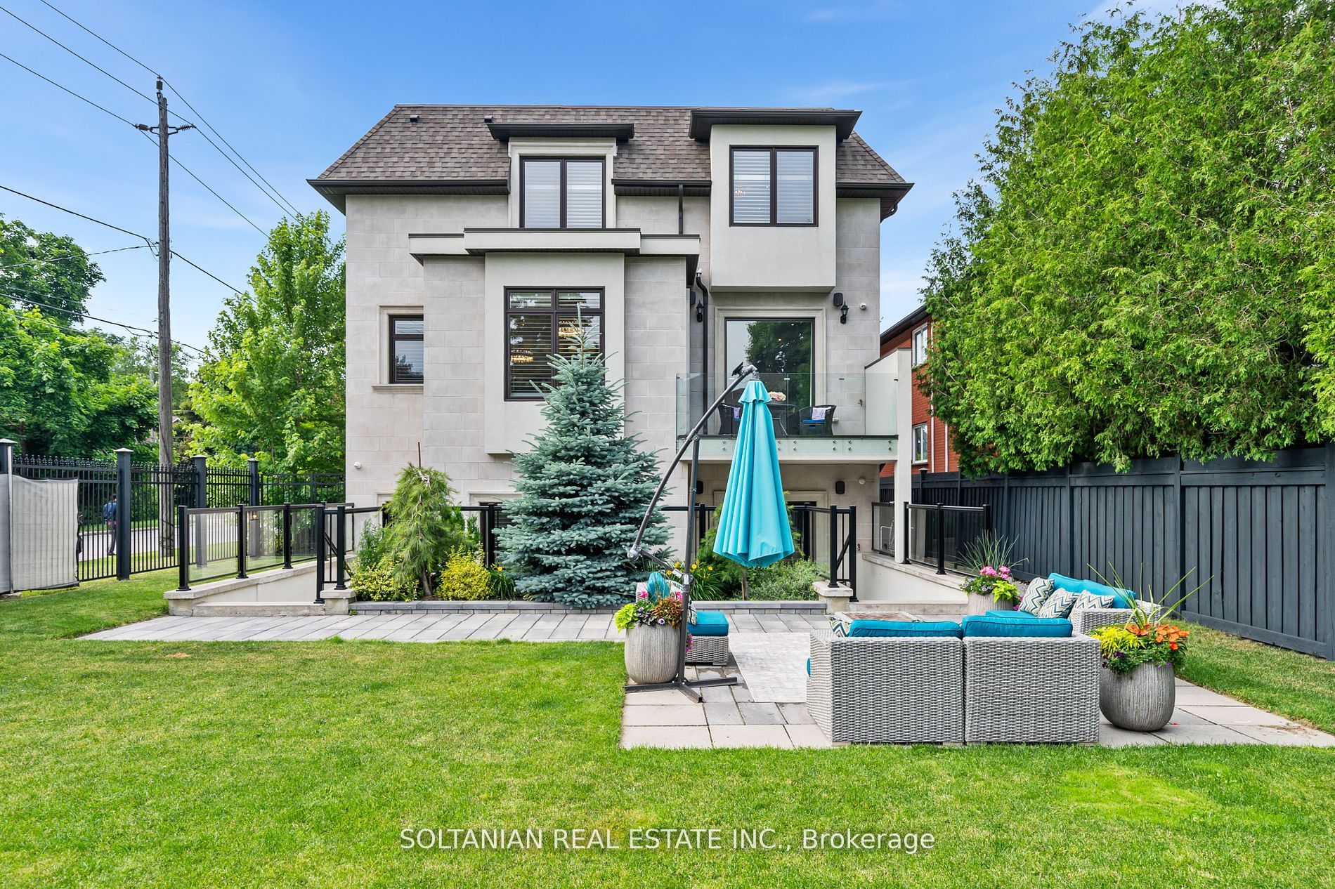 111 Codsell Ave