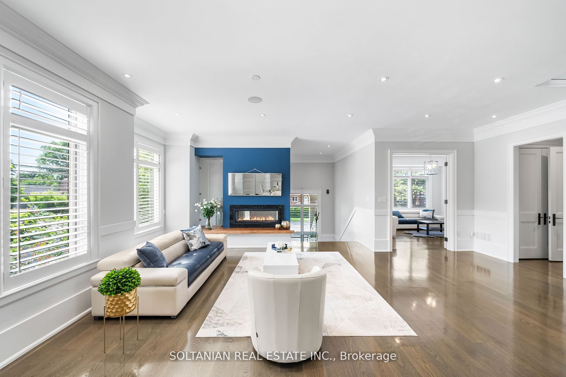 111 Codsell Ave