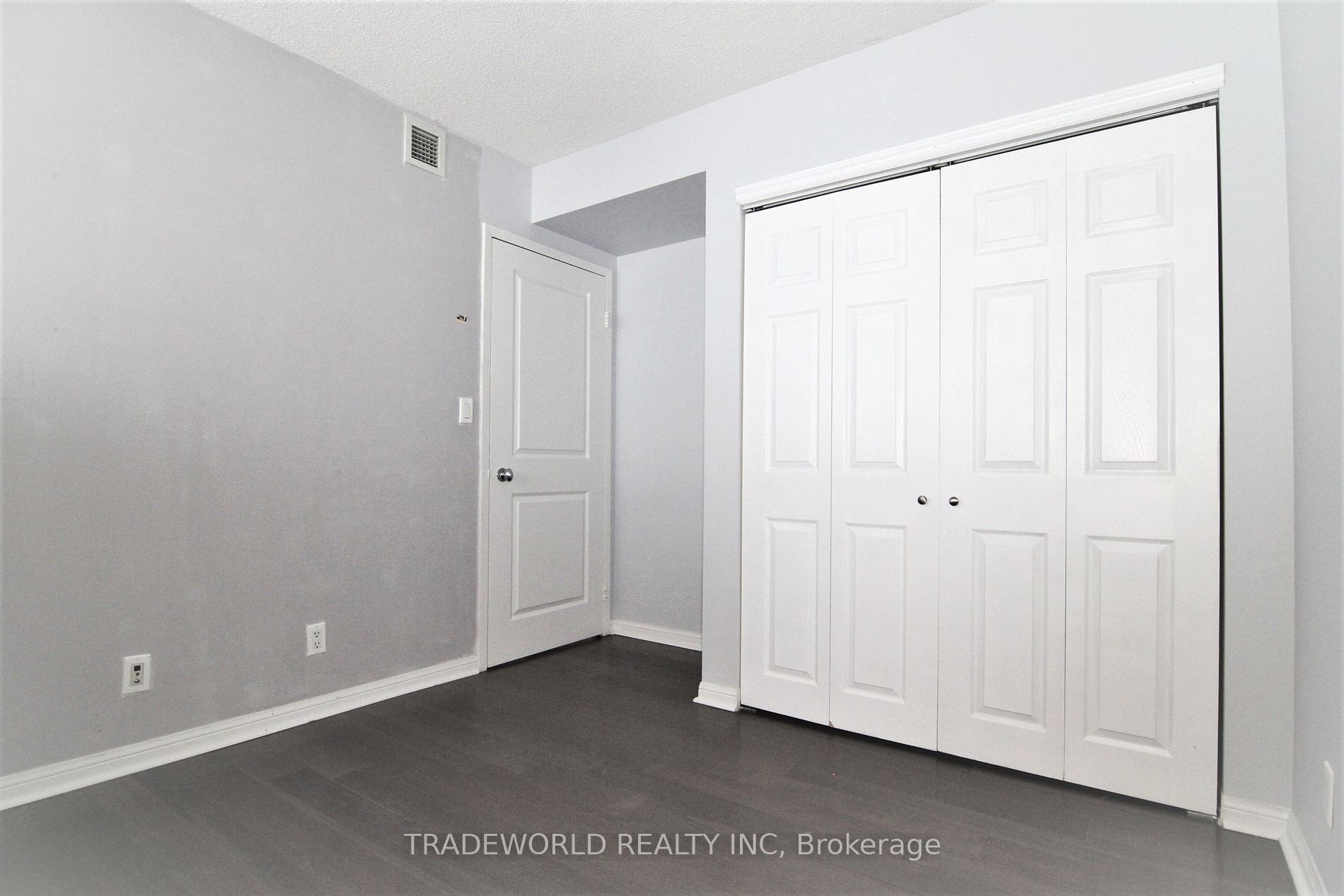 11 St Joseph St, #1612