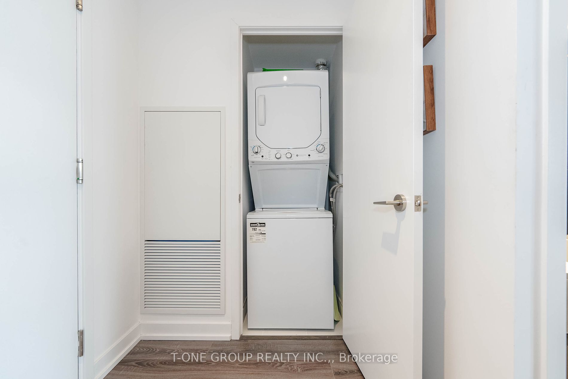20 Edward St, #1712