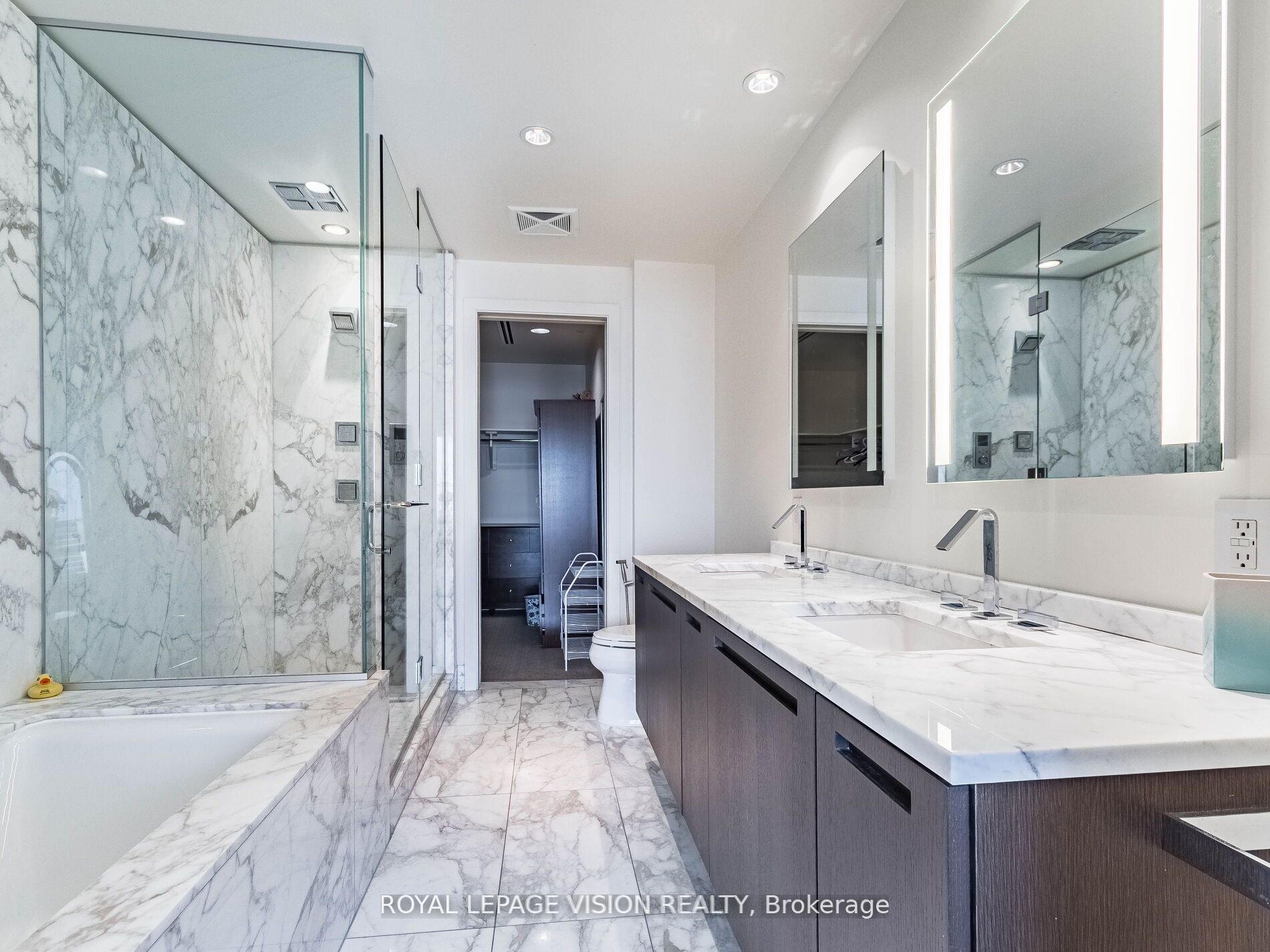 180 University Ave, #2105