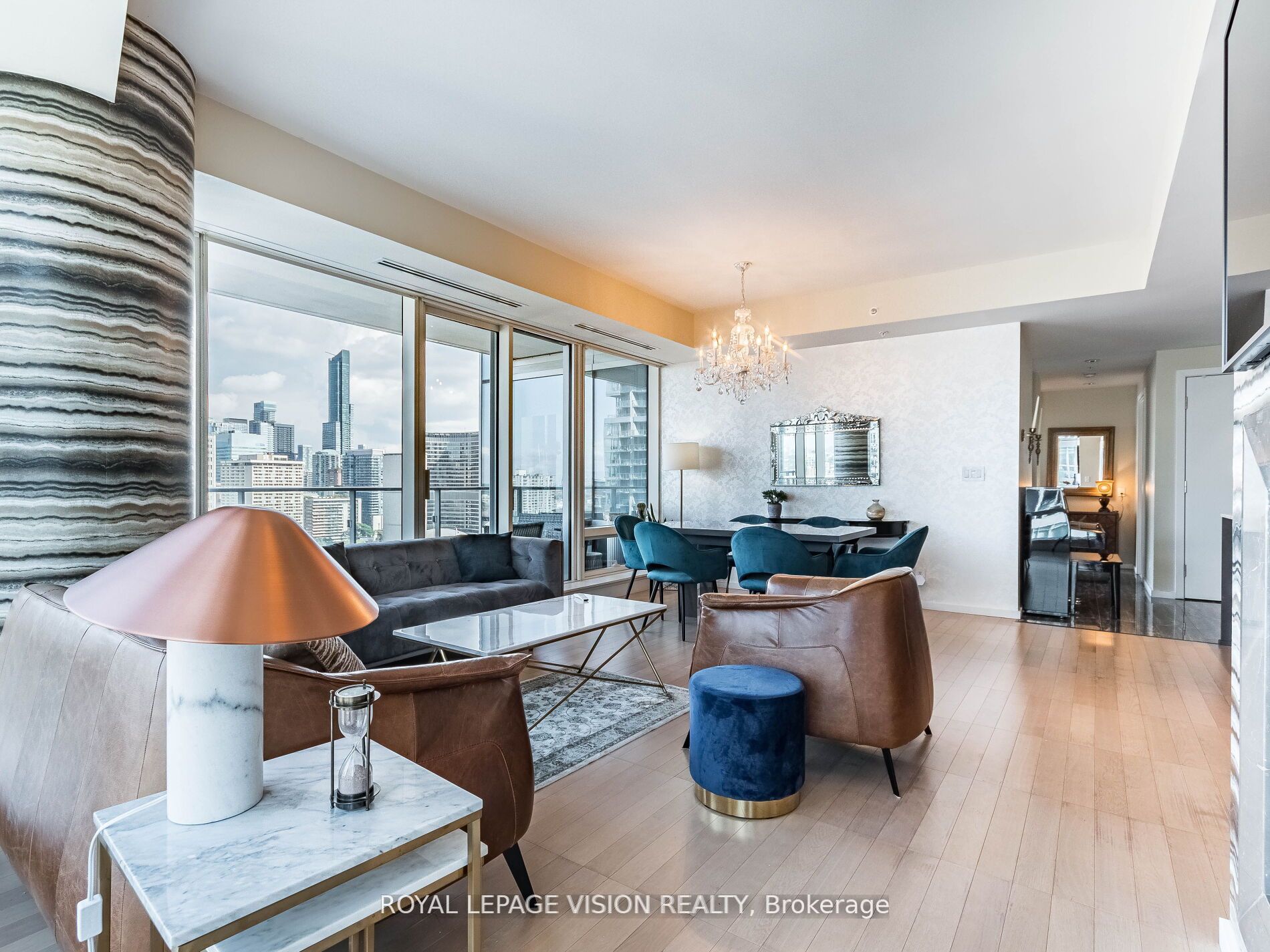 180 University Ave, #2105
