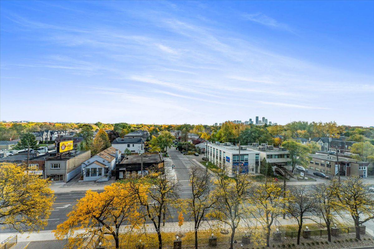 3000 Bathurst St, #706