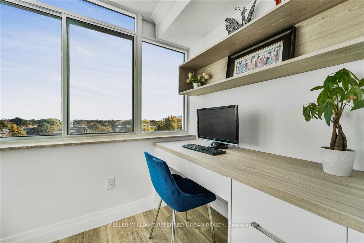 3000 Bathurst St, #706