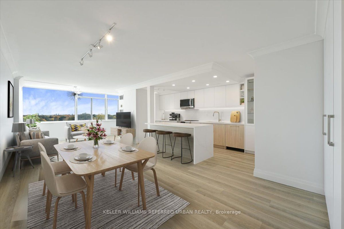 3000 Bathurst St, #706