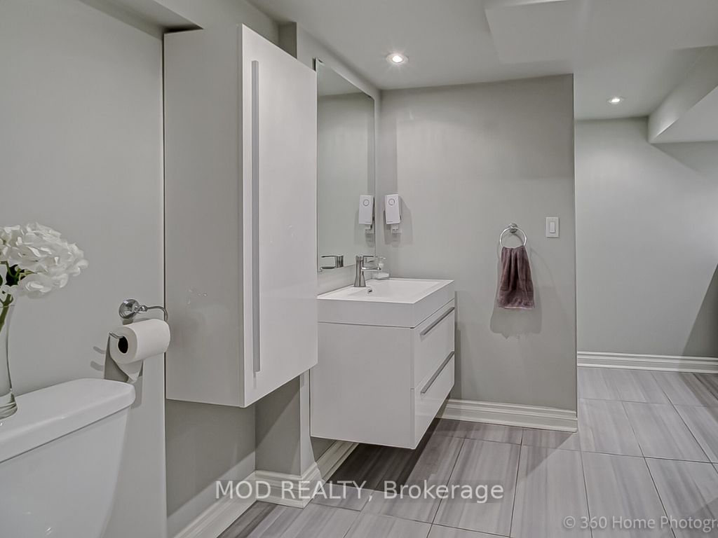 272 Rumsey Rd