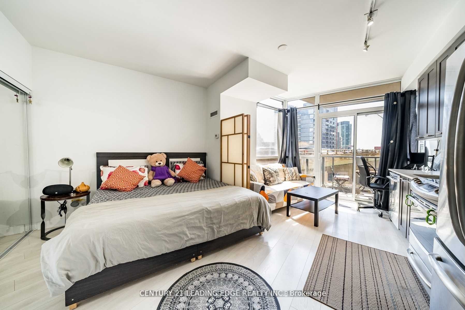 169 Fort York Blvd, #510