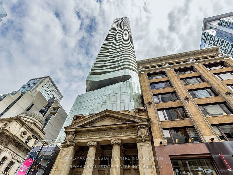 197 Yonge St, #5102
