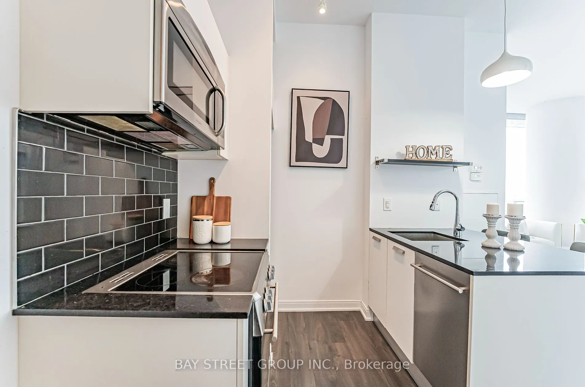 42 Charles St E, #2908