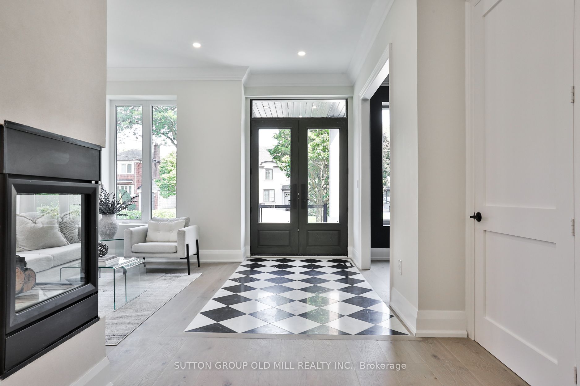 303 Ridley Blvd