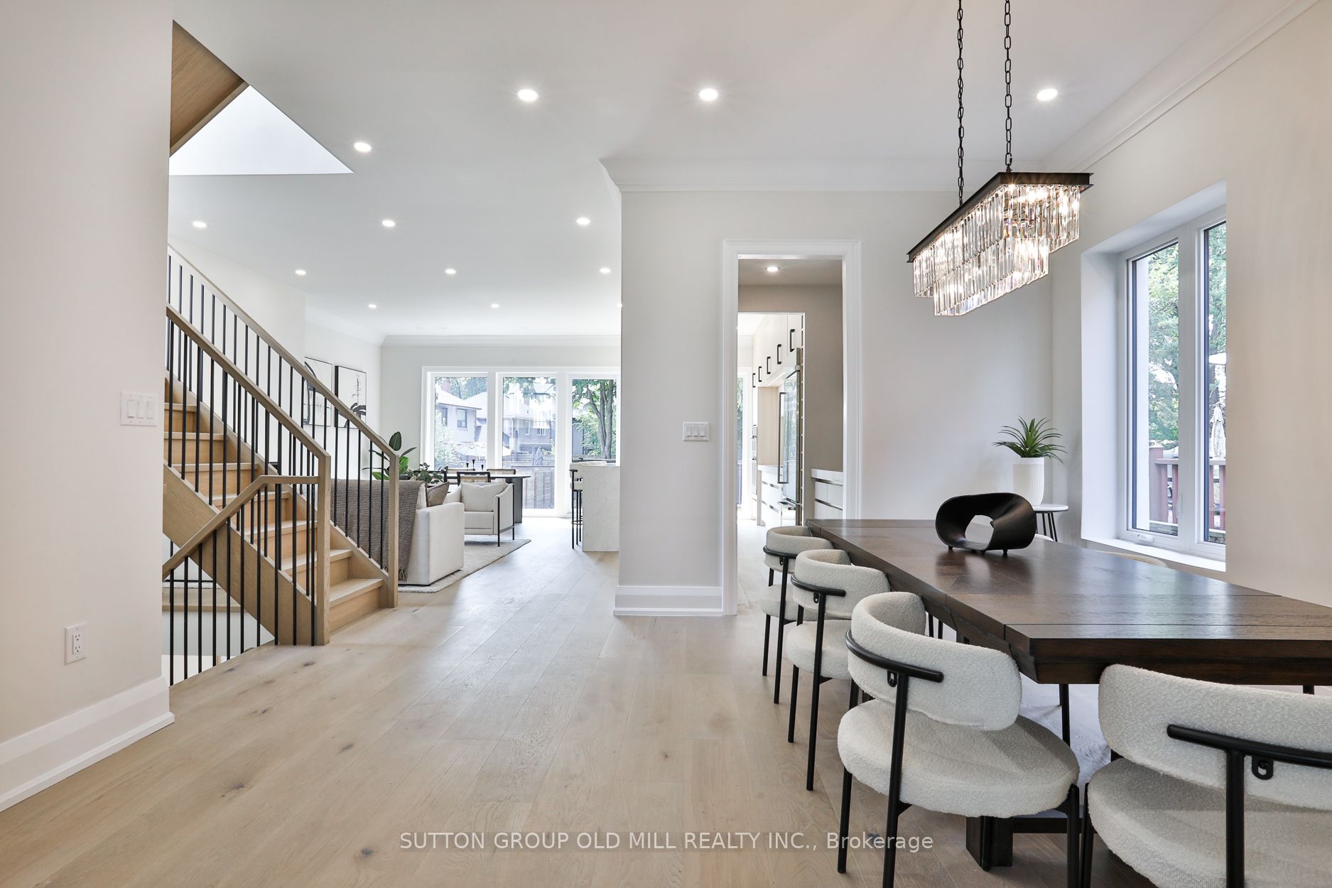 303 Ridley Blvd