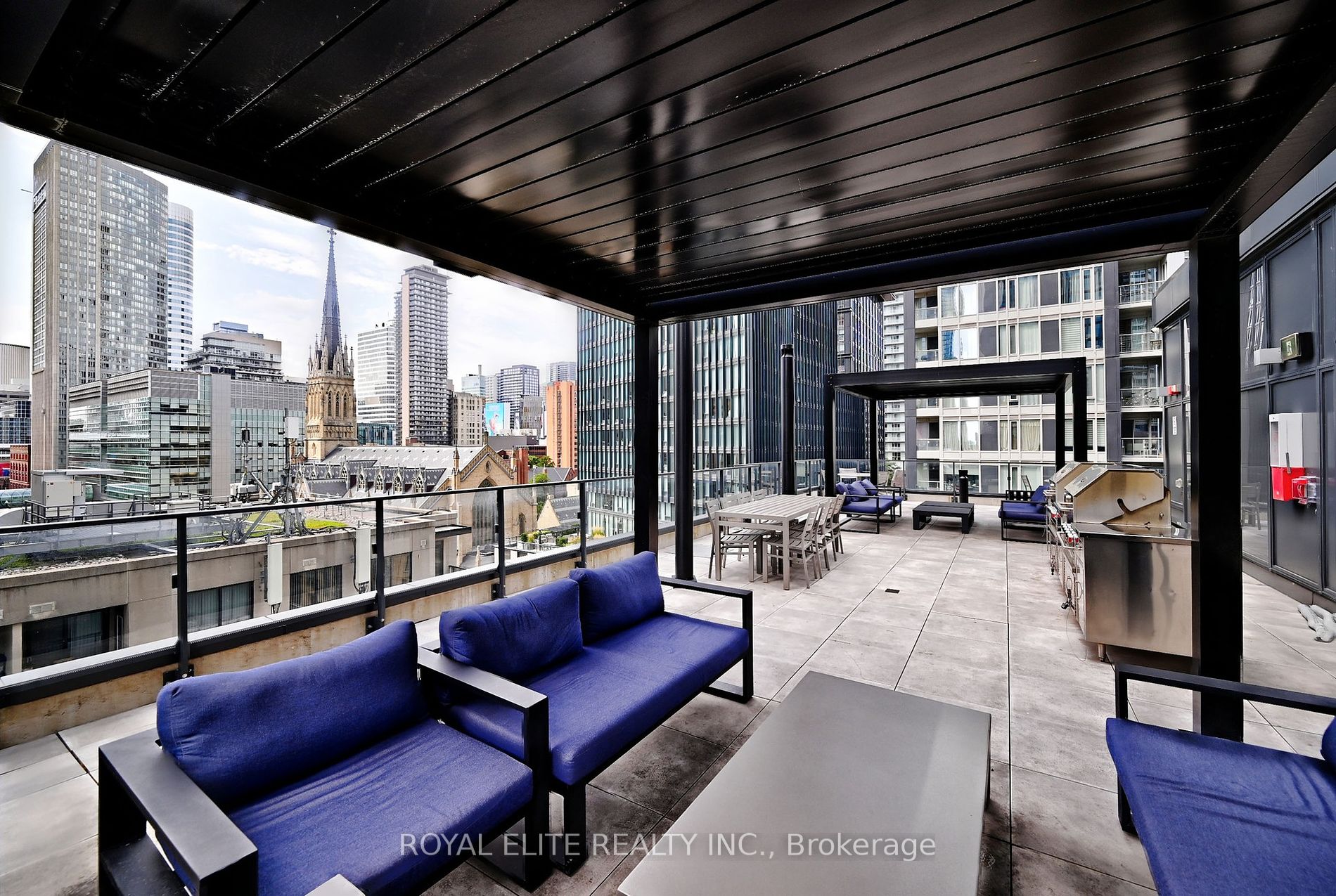 77 Shuter St, #520
