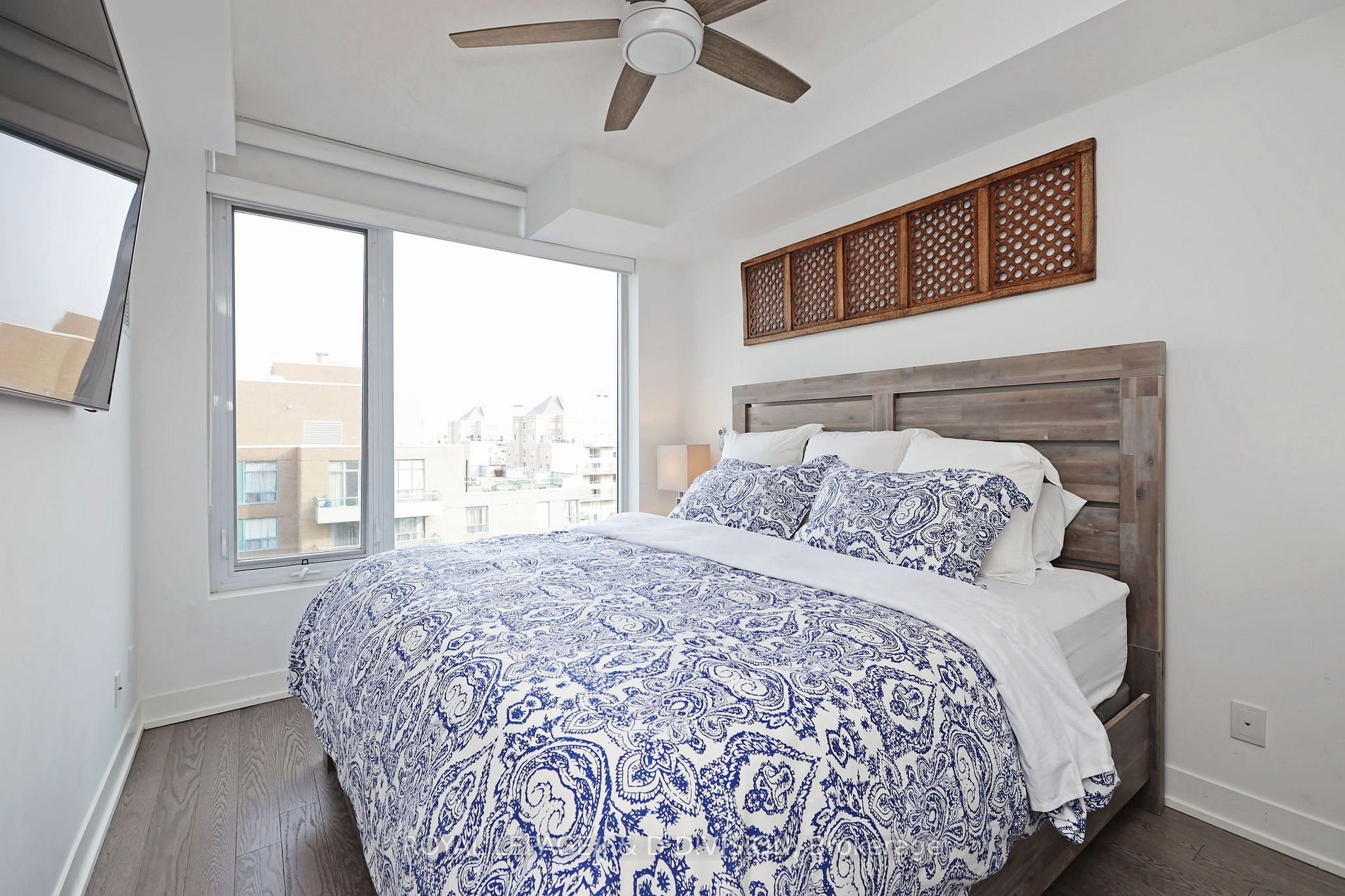 68 Merton St, #1102