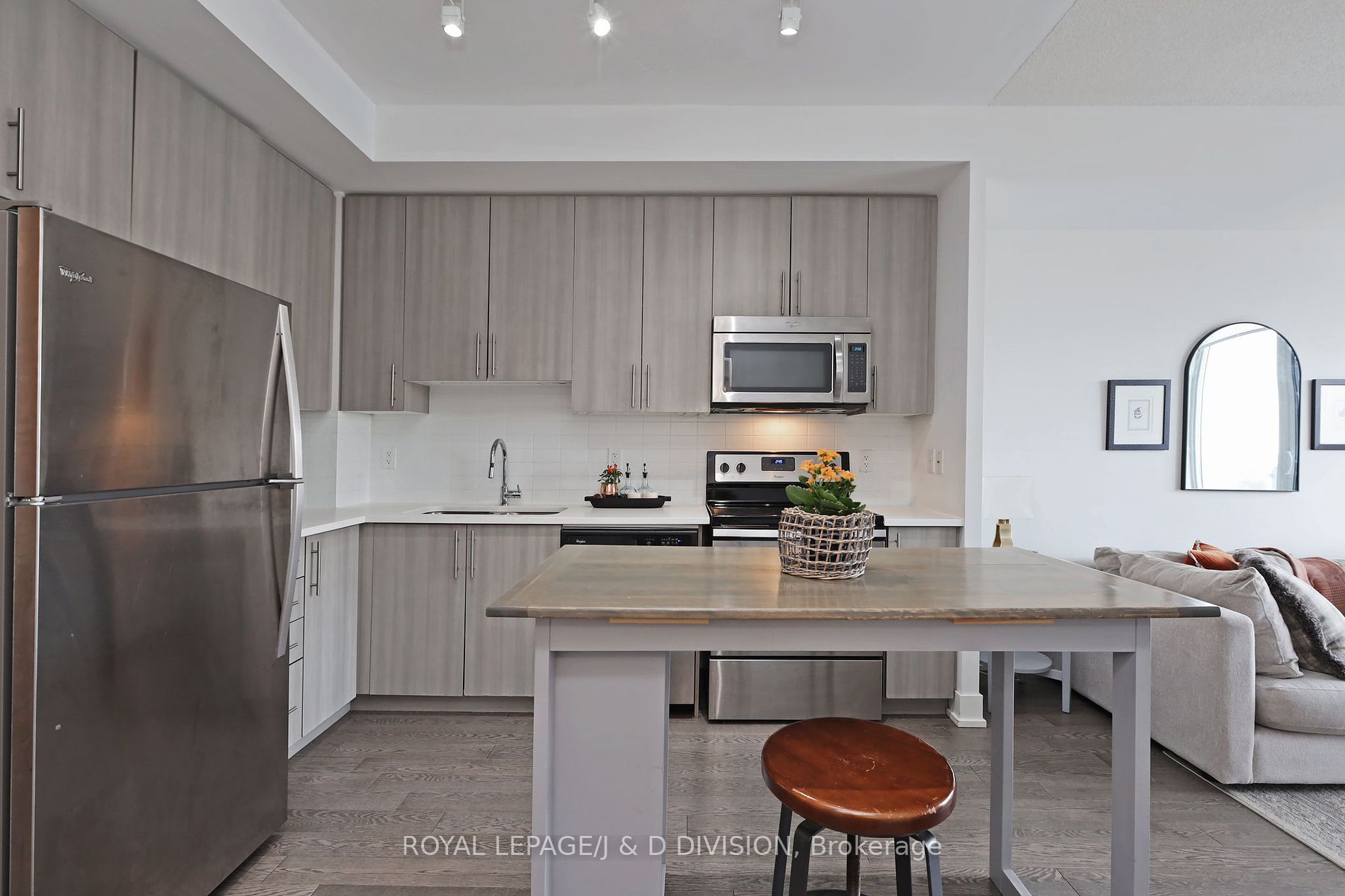 68 Merton St, #1102