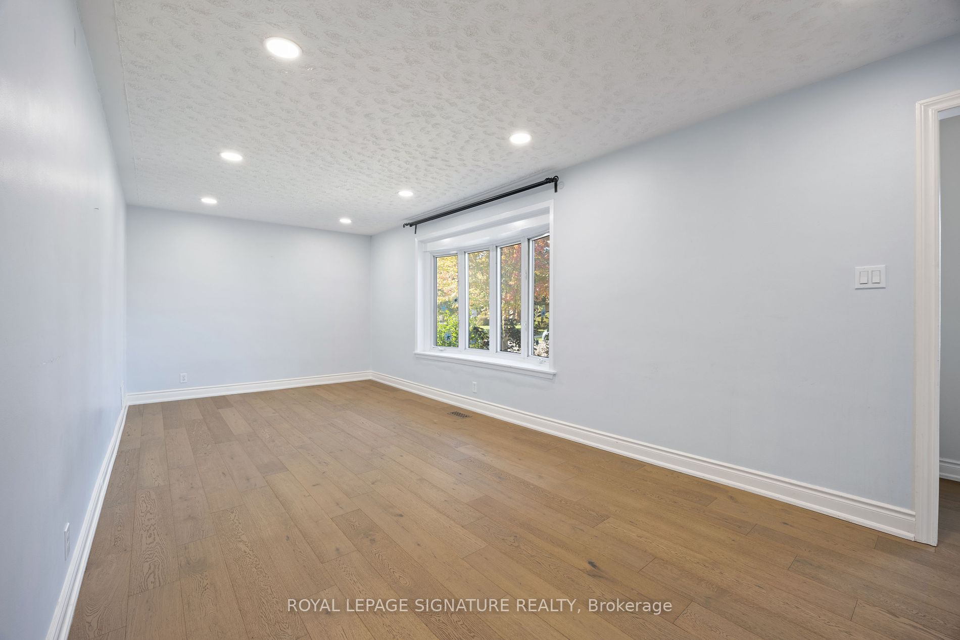 75 Admiral Rd